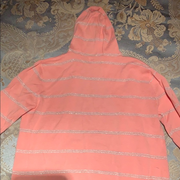 Guess top - Picture 2 of 3